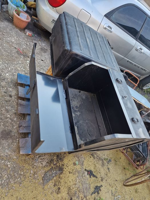 Ящик акумуляторный и инструментальный на грузовую камаз и другие бак