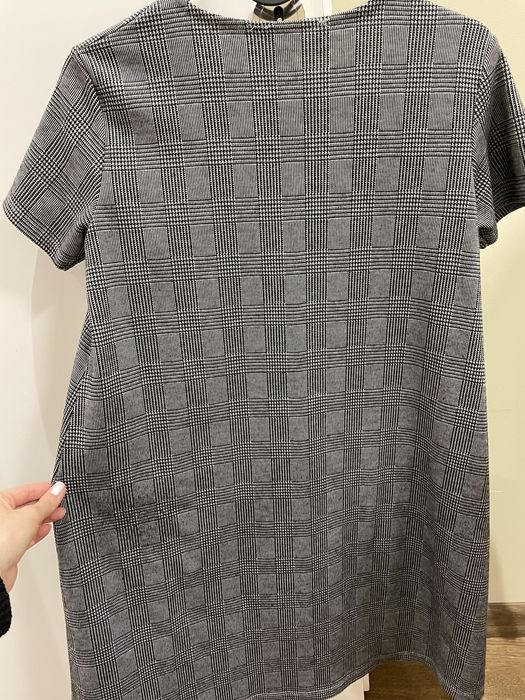 Спортно-елегантна рокля