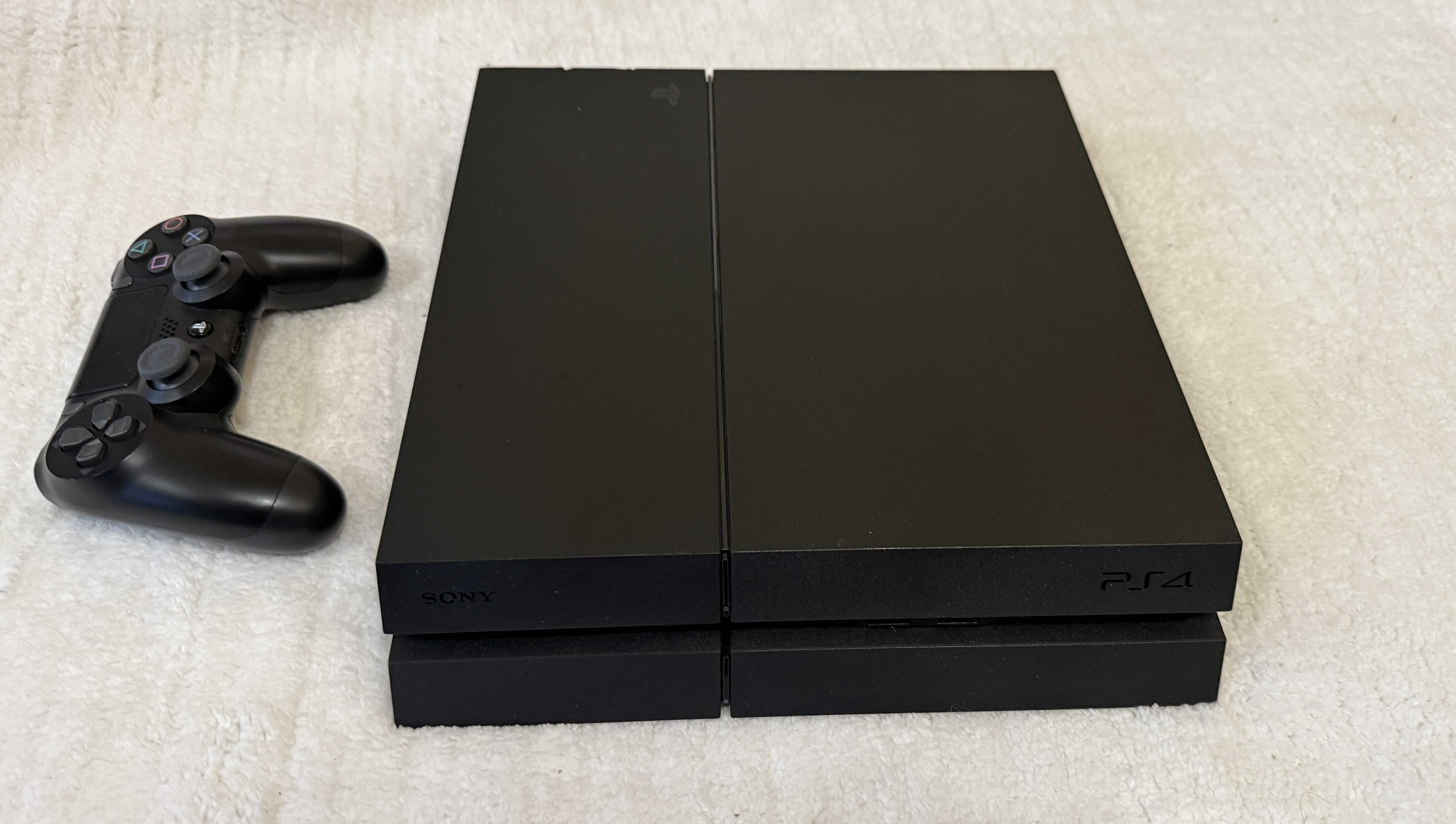 отличен Playstation 4 500 Gb с FW 9, FC 25 подарък, 3 месеца гаранция