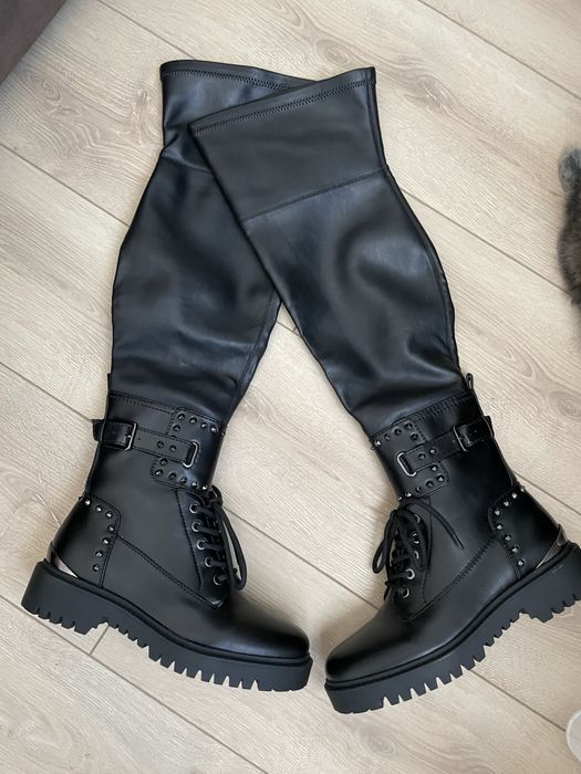 Високи ботуши Guess