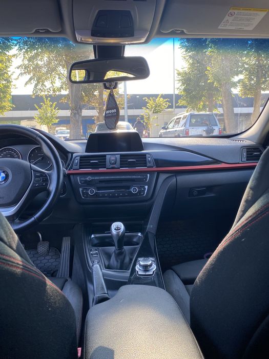 BMW F30 320d 184Cp ( Vand/Schimb )