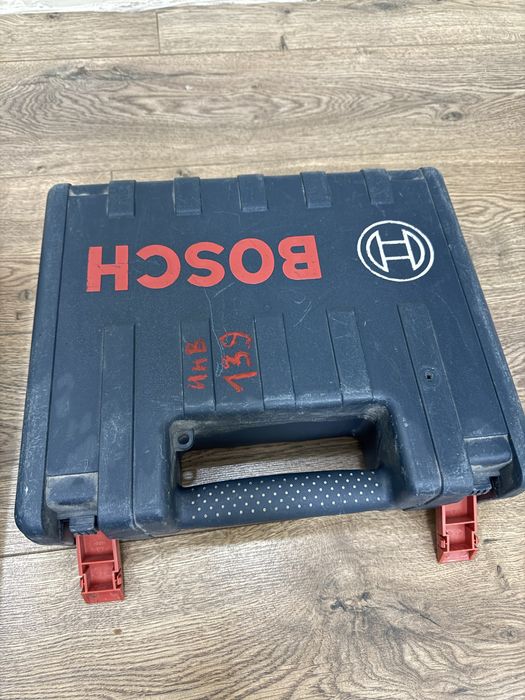 Shurupavert drel BOSCH satiladi ORIGINAL