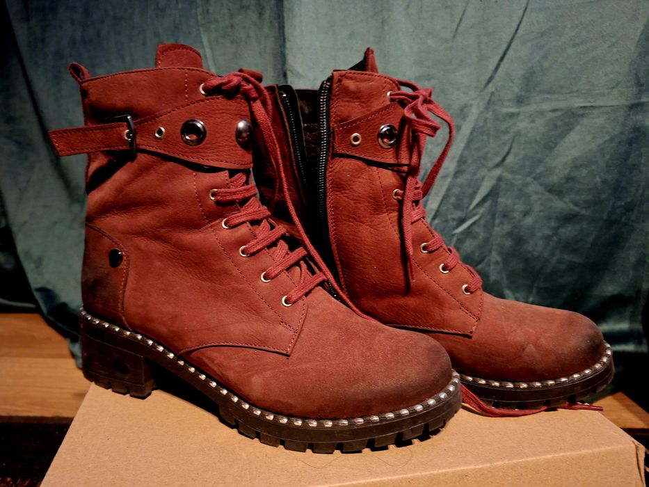 Ghetute de piele cu blanita