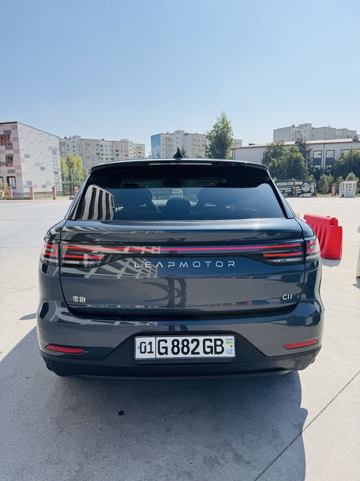 Leapmotor c11 hybrit 2024 yil 31.000 km yurgan
