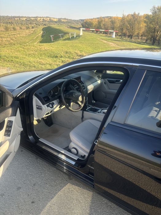 Mercedes-Benz W204 C 200 CDI BlueEFFICIENCY T-modell EU5