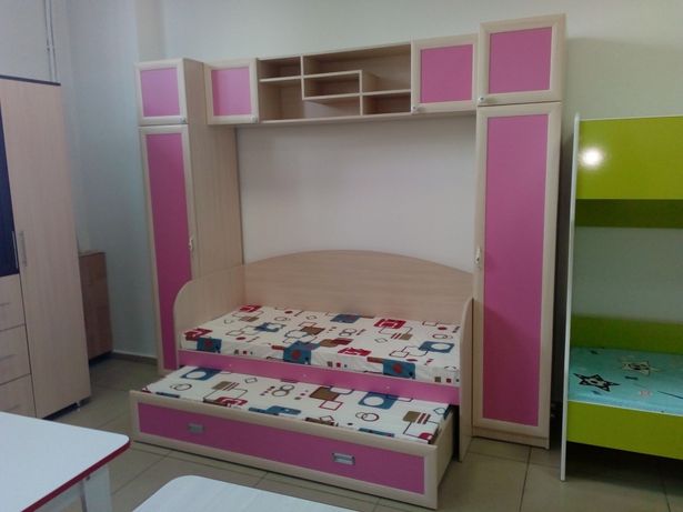 Мебель в детскую комнату.