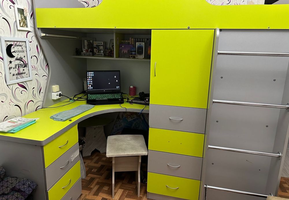 Детский гарнитур