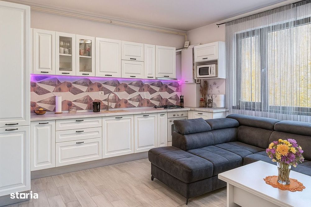 |Apartemnt cu,curte si terasa|Parcare si Boxa|Mobilat si Utilat|