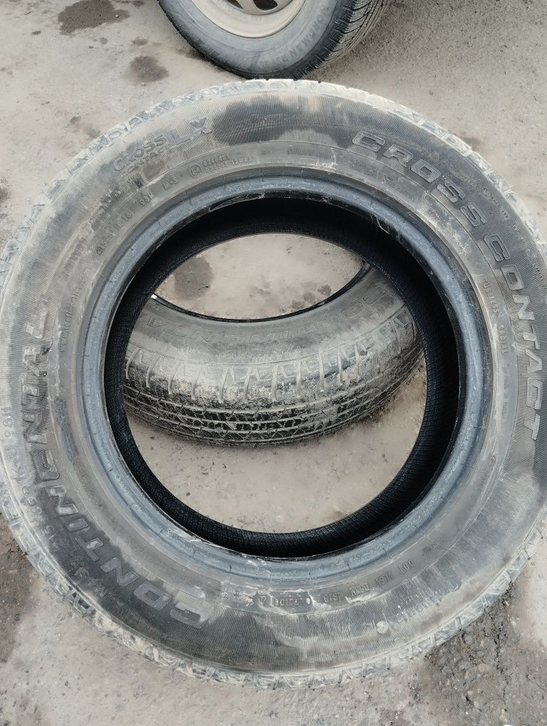 Продам шины 215/65 R16