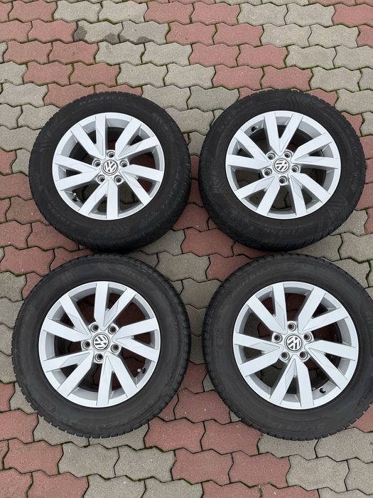 Jante de aluminiu originale VW Passat B8 R16 cu cauciucuri de iarna