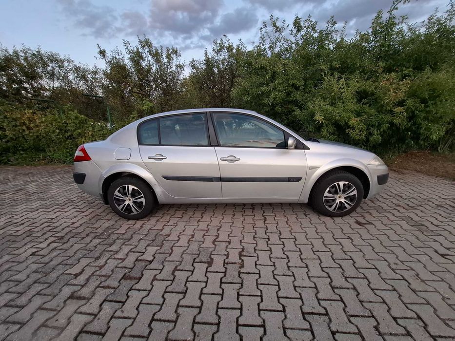 Renault Megane II Sedan 2005 1.5 dci