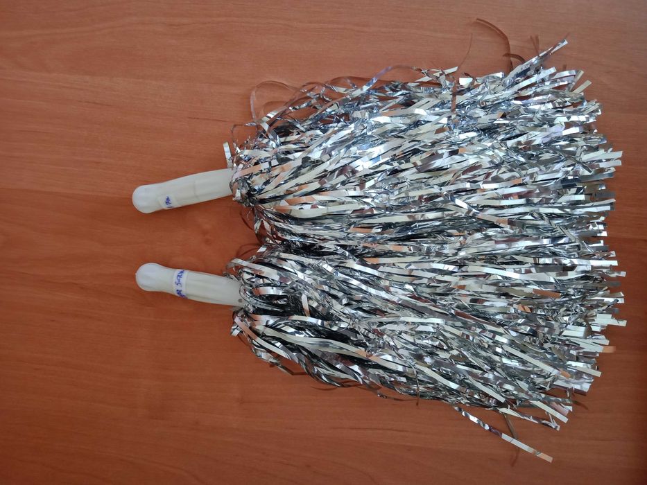 помпоны карнавальные для танцев.