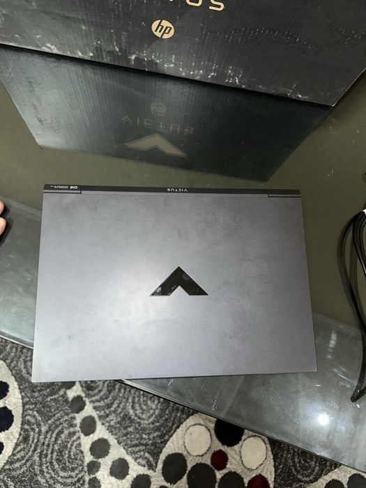 Ноутбук HP VICTUS 16 2022 bonuslari bor osela avauslanmisila ishaolloh