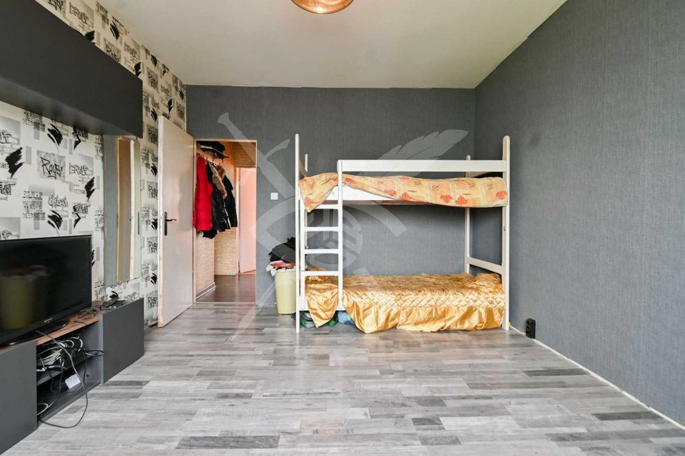 Тристаен апартамент в жк. Овча купел № 76619