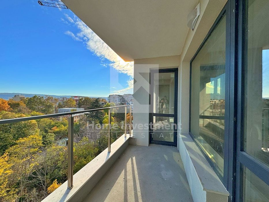 Продава се Тристаен апартамент в Варна, Център - 102 кв.м за 2156 €/кв.м - Снимка #8