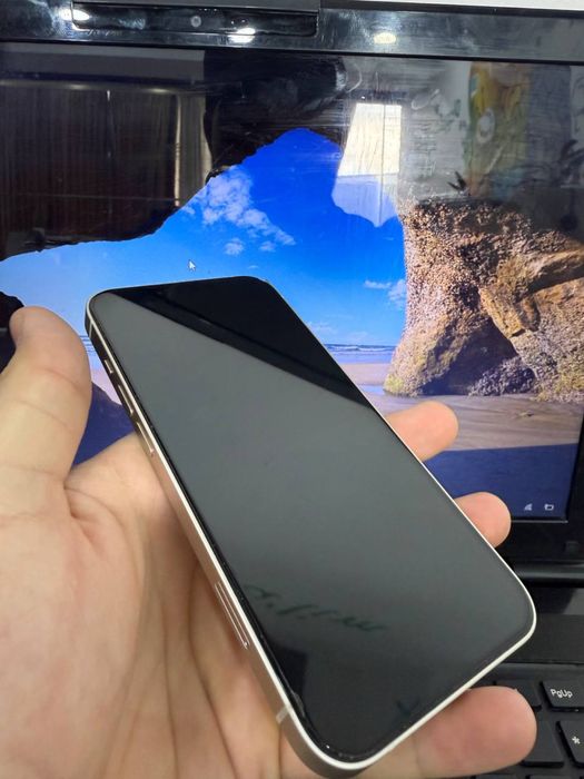 Айфон 14 128гб.