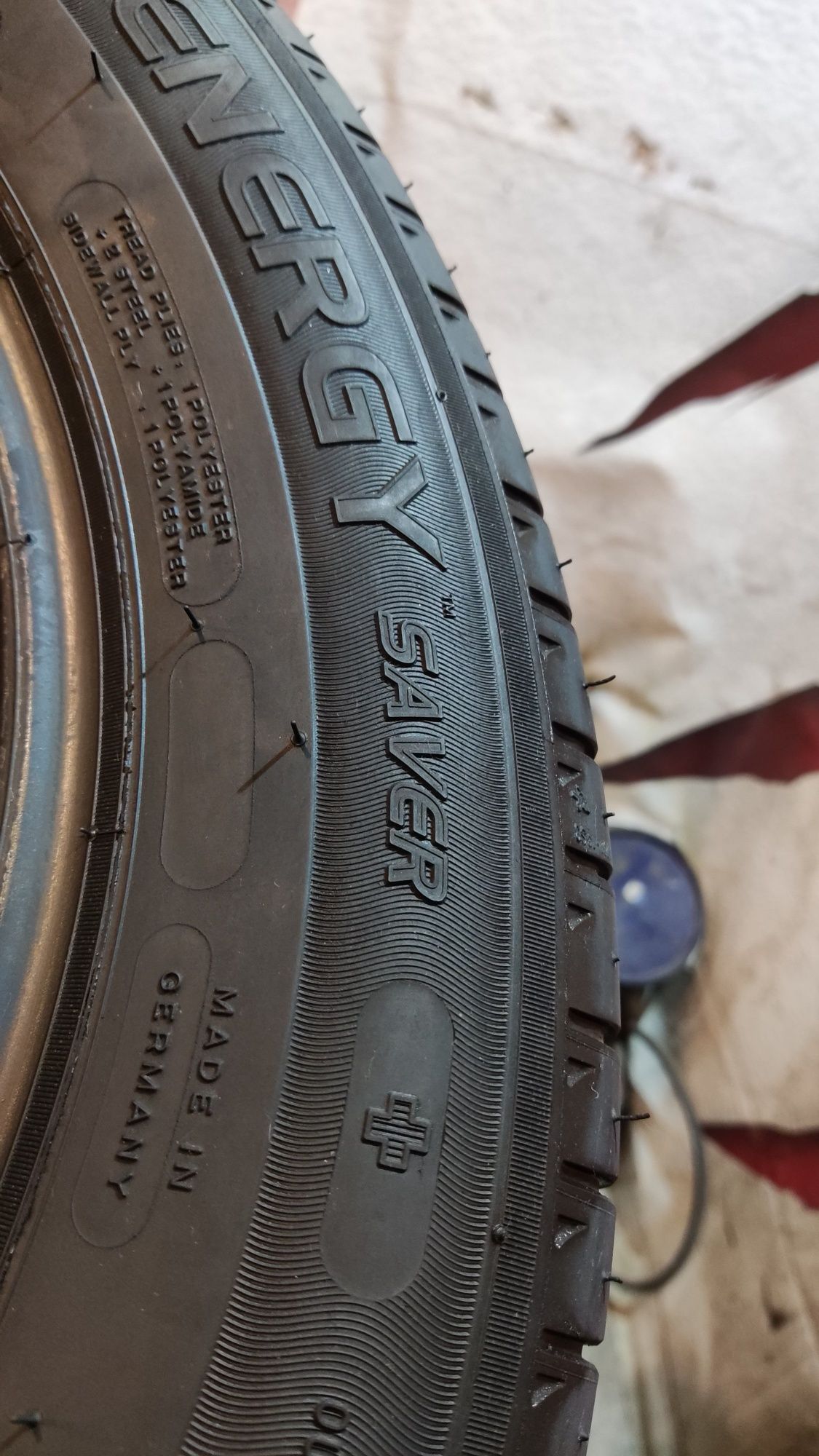 2бр летни гуми 205/60/16 Michelin Energy Saver+
7.5mm грайфер
Добро съ