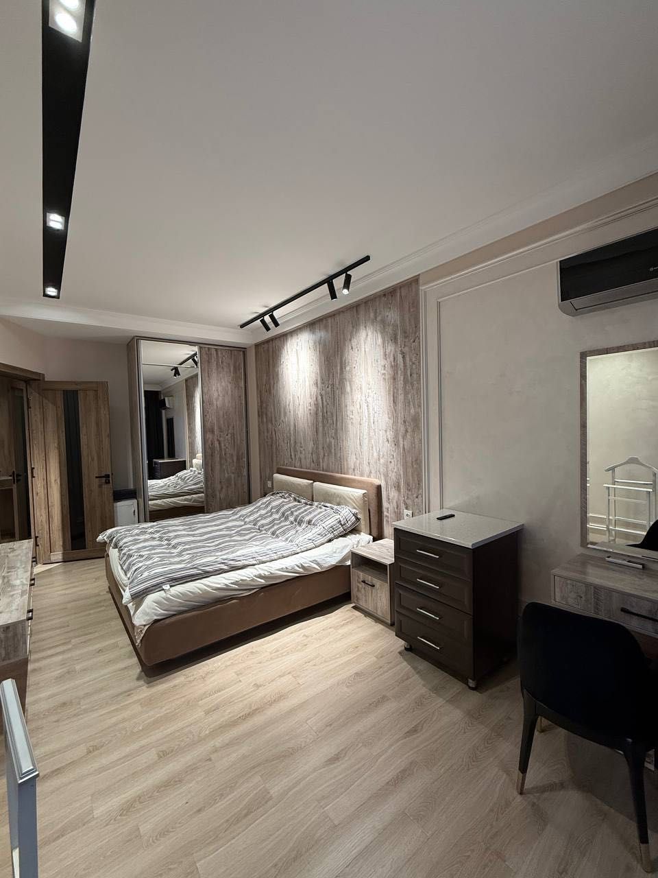 Darkhan Avenue Продается 2 комнатная квартира ремонт Парк Тельмана