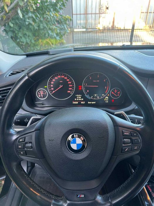 BMW X3 4x4 2.0D X-Drive–Automată-Navigație mare-Piele crem-Panoramic