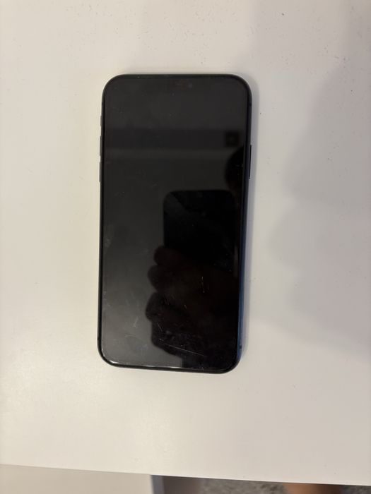 Iphone 11 santatatea bateriei 76 %