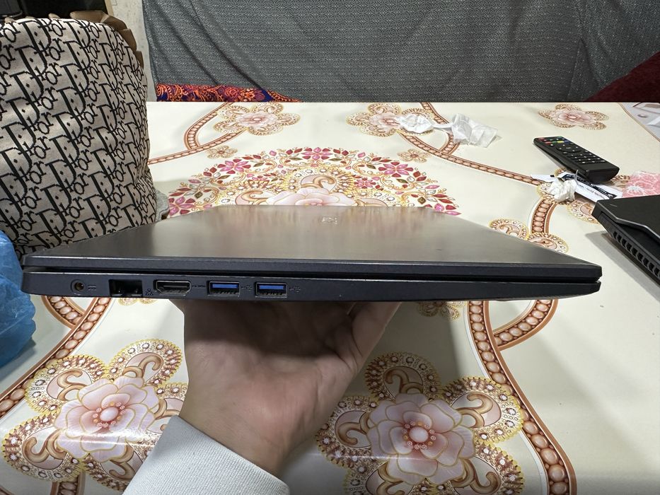 Acer Aspire 3 128/1TB