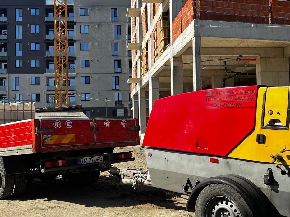 Lucrări pompa staționară beton