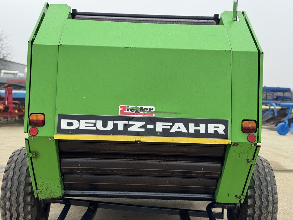 Presa/Balotiera Deutz-Fahr GP2.30 cu Plasa+Tocator Import Recent