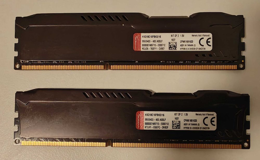 16 GB RAM (2 x 8 GB) Kingston Hyper X DDR3 1866MHz