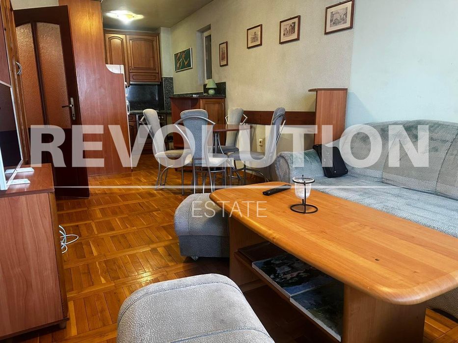 Двустаен апартамент в района на Мараша