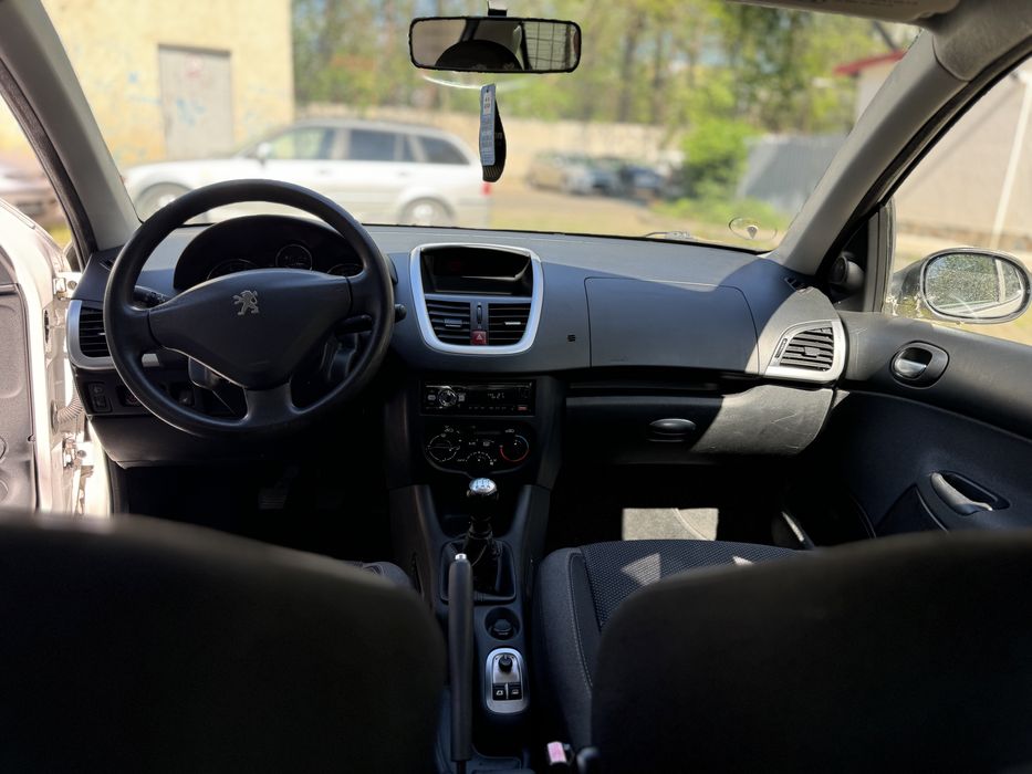 Vand peugeot 206- plus 1.4 i