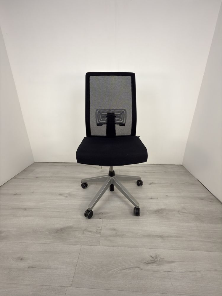 Ергономичен офис стол Hawortn Very CHAIR обзавеждане