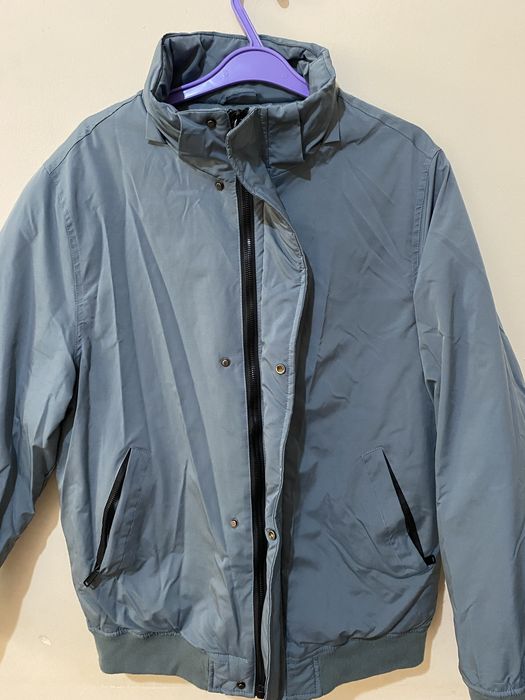 Осенняя  корейская  куртка  продам