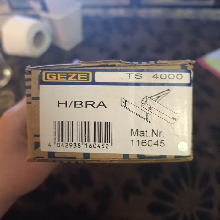 Горен автомат за затваряне на врата Geze TS 4000 - Hormann
Горен автом