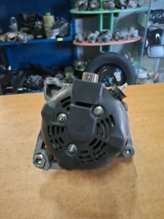Alternator Toyota Yaris Auris 1.4D 2008-2019