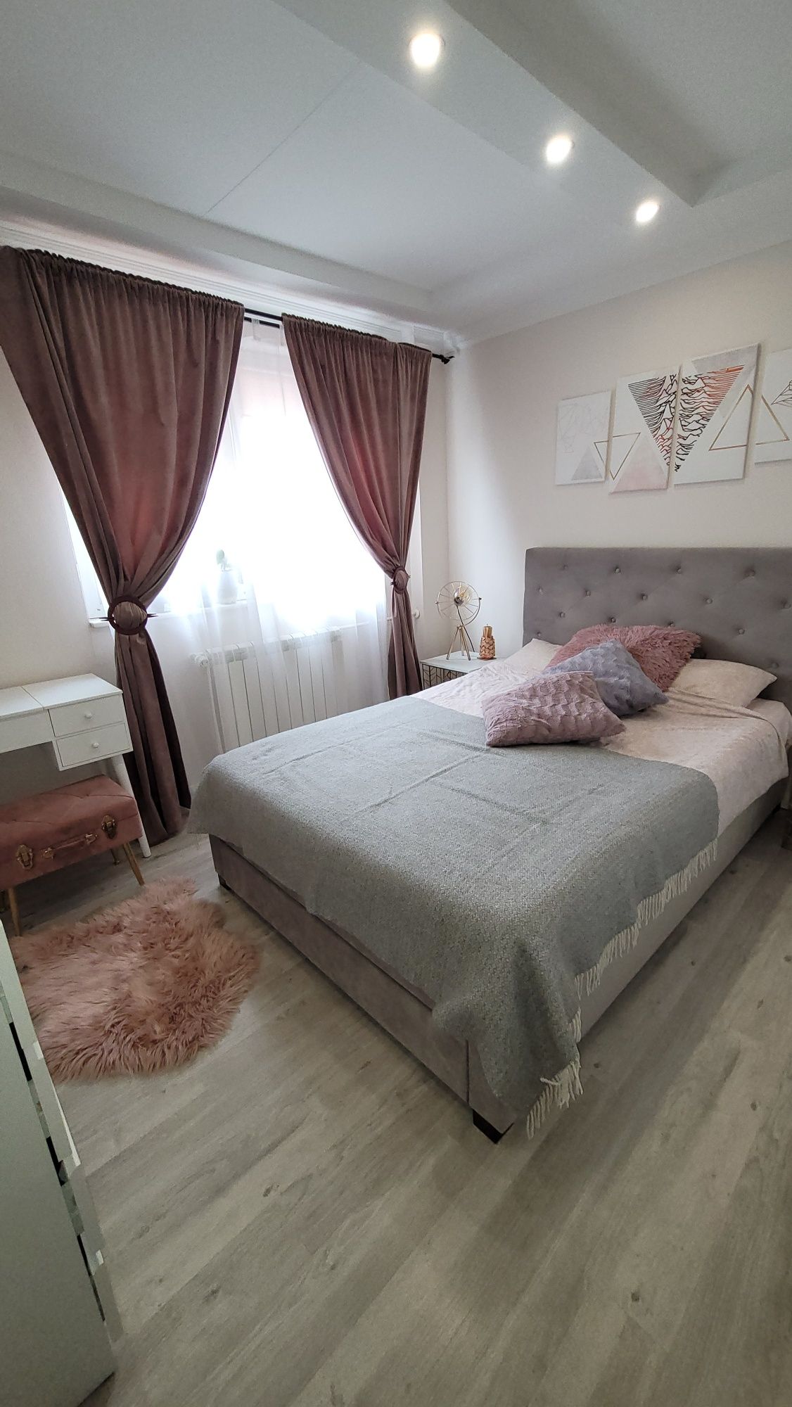 Apartament 3 camere zona Petrișor