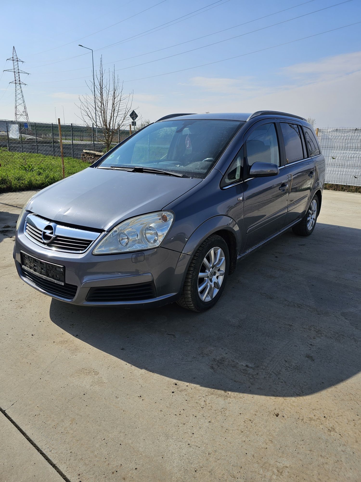 Opel zafira b 1,9 d automata