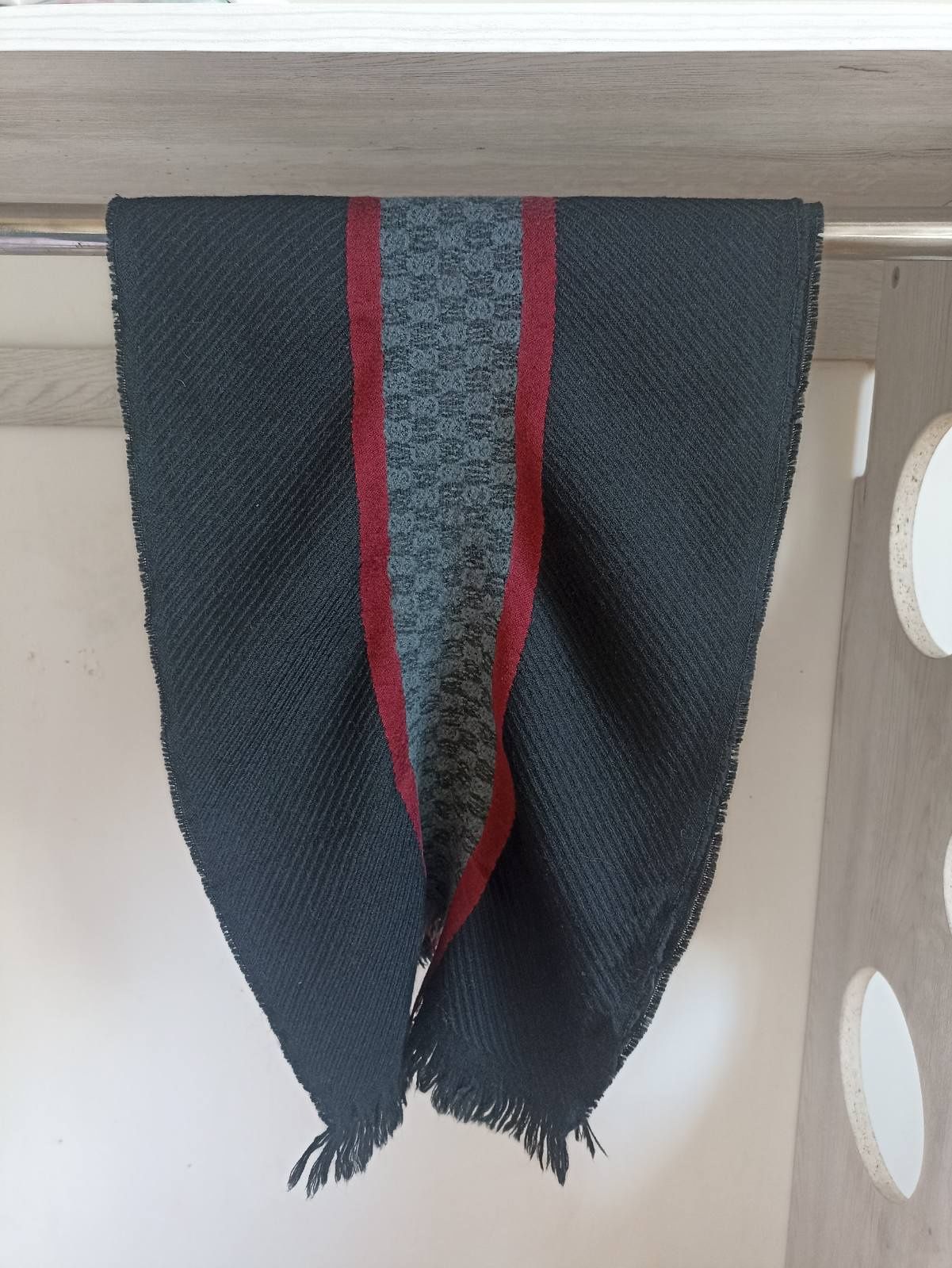 Дамски шал Loewe и  Gucci