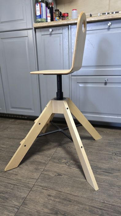 Scaun inalt pentru copii Graval de la Ikea