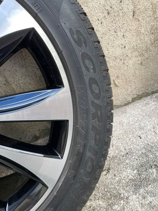 Продавам джанти с  зимни гуми  MERCEDES