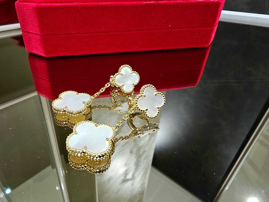 Van Cleef & Arpels VCA Gold Mother Pearl 2 Magic Alhambra Дамски Обеци