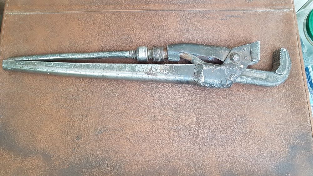 Ключи гаечные,газовый