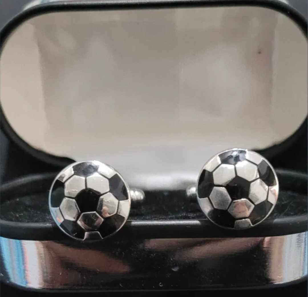 Butoni minge de fotbal