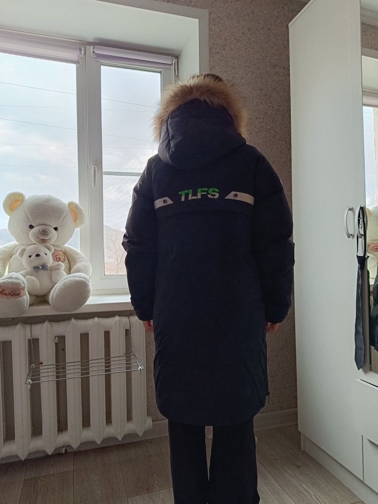 Продам куртку зимнюю