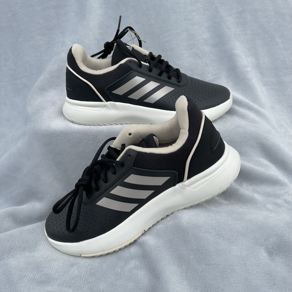 Pantofi Sport Adidas Performance Courtsmash 100% originali