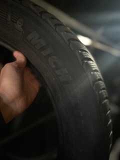 Anvelope Iarna Michellin Pilot Alpin 5 235 55 19