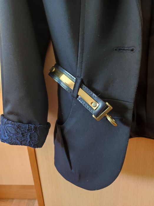 Пиджак женский в отличном состоянии