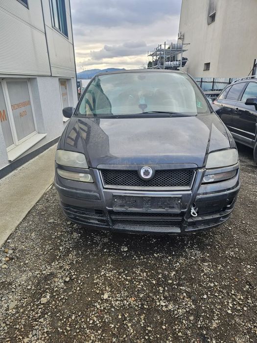 Dezmembrez Fiat Ulysse 2.2 tip 4H01 125KW euro 4 an 2009