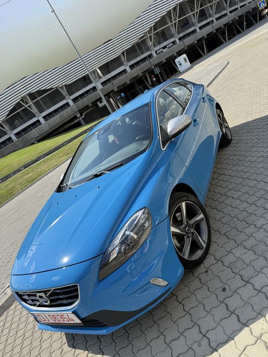 Volvo v40 D2 ,2.0d 2016