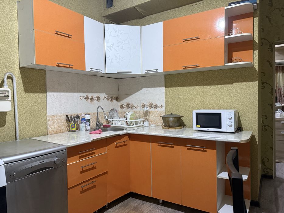 Кухонный гарнитур б/у