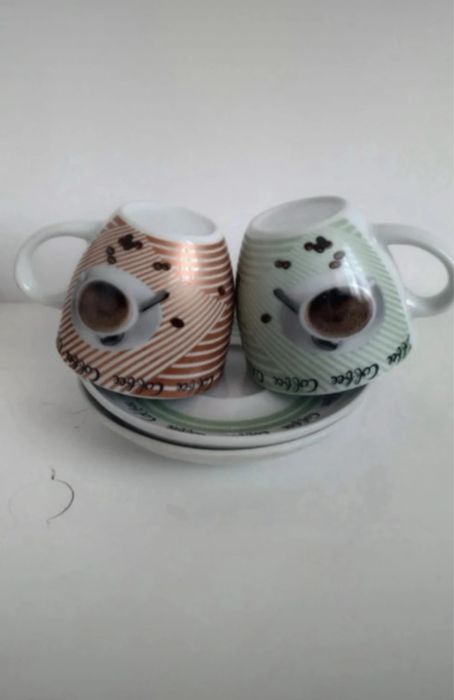 Set de cesti cafea cu farfurii